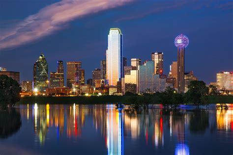 Dallas, Texas | Dallas skyline, Cool places to visit, Skyline
