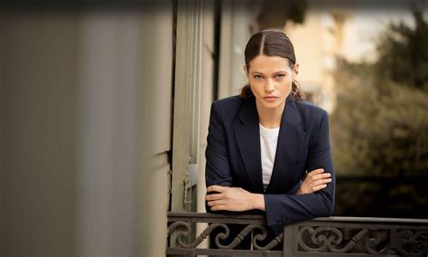 Business Wear 的图像结果