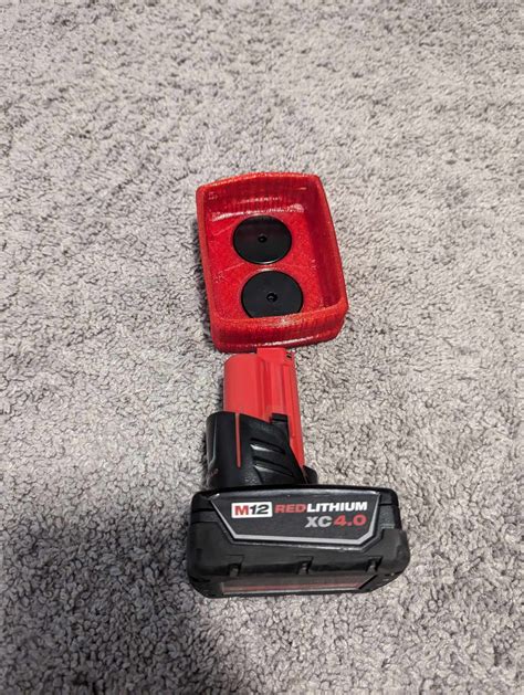 🔋 Milwaukee M12 High Capacity Battery Rubberized Magnetic Base・ STL ...