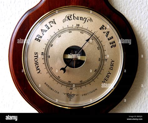 What Is Used In The Traditional Barometer To Measure Air Pressure at ...