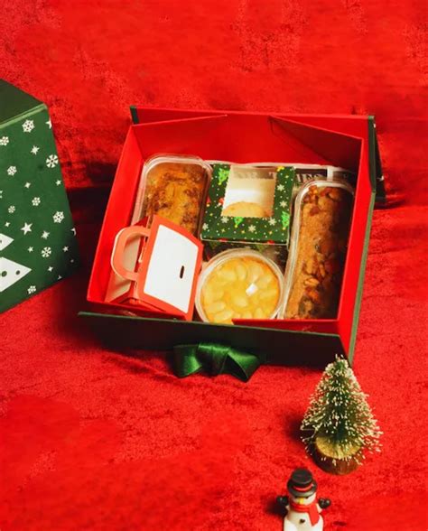 A Holly Jolly Christmas Gifting Guide: 45+ Thoughtful Picks To Wrap Up ...
