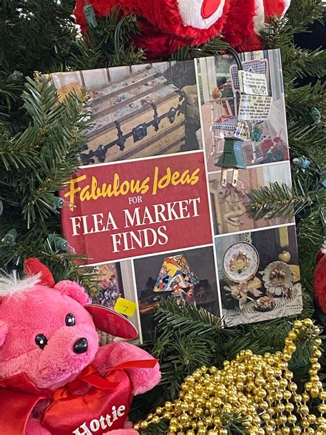 College Flea Market in Jewett City this morning : r/NewLondonCounty