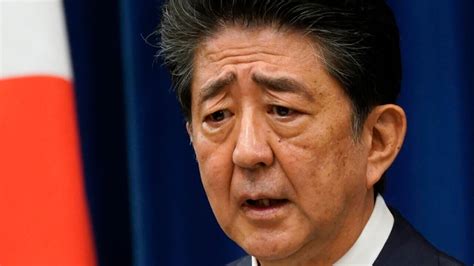 Shinzo Abe, un Premier ministre japonais à la longévité record