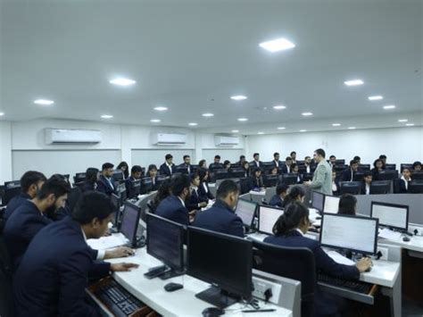 PGDM Courses in Mumbai - Vivekanand Business School - VBS