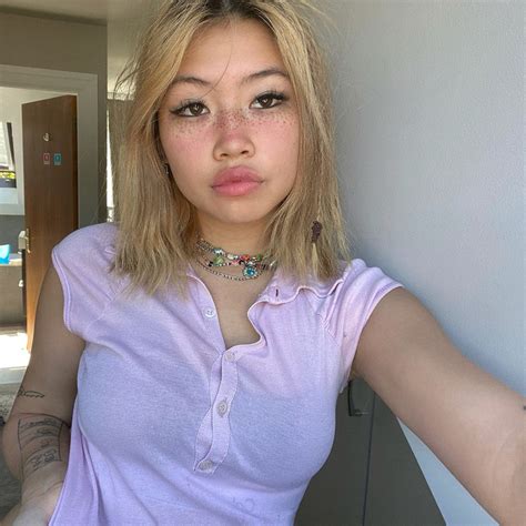 Beabadoobee has a new song out—and will drop an album soon - martine-rose