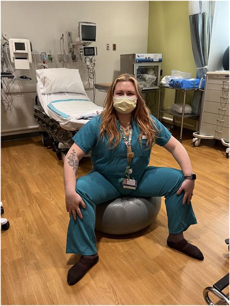 Birthing balls to decrease labor pain and peanut balls to decrease ...