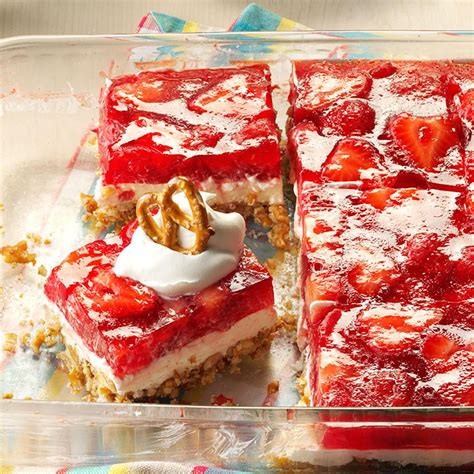 Strawberry Pretzel Dessert Recipe -Need to bring a dish to pass this ...