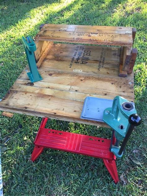 Homemade Portable Reloading Bench with Safe 的图像结果