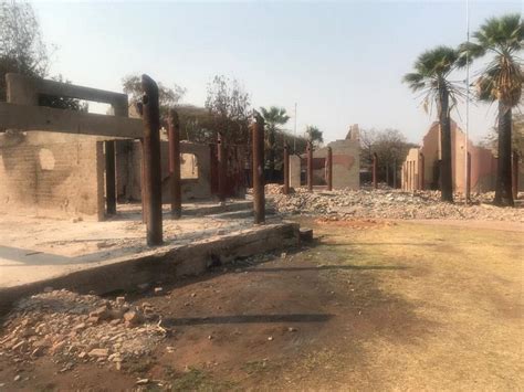 !URIS SAFARI LODGE (Tsumeb, Africa - Namibia) - Lodge Reviews & Photos ...