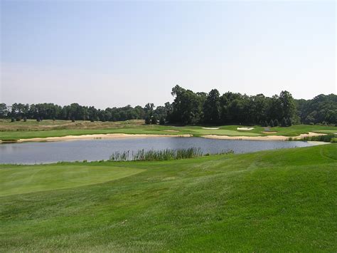 Laurel Links Country Club