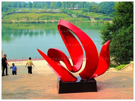 不锈钢抽象圆环雕塑 广场景观摆件 -宏通雕塑