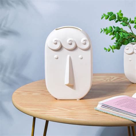 White Flower Vases Online - Premium Vase | Nestasia