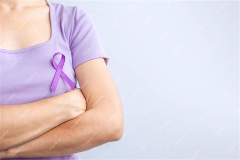 Cinta morada para el día del cáncer lupus pancreático esofágico mundo del cáncer testicular ...