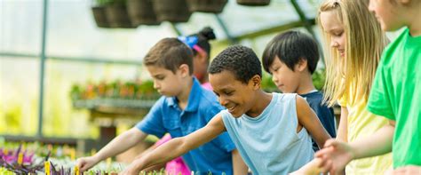 How to Help Local Communities 的图像结果