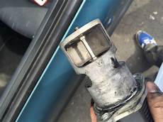 demontage vanne egr clio 2 dci 2 x dci nettoyage ou suppression de la vanne egr tuto demontage vanne egr clio 2 dci 2 x dci nettoyage ou suppression de la vanne egr tuto