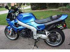 Triumph 955 Sprint Rs by 2004 Triumph Sprint Rs 955 Triumph 955 Sprint Rs