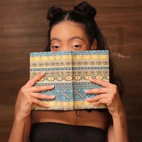 Dhaka hand embroidered diary – GoneCase