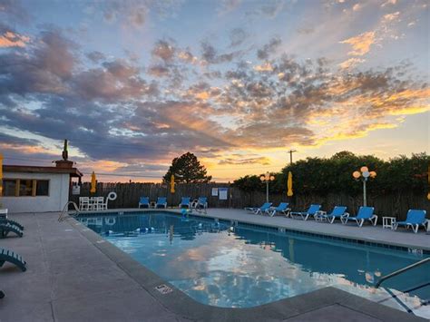 PECOS TRAIL INN (Santa Fe) - Inn Reviews, Photos, Rate Comparison ...