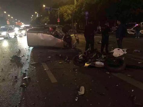 温州车祸惨烈现场 奥迪撞上货车致7死1伤(组图)-搜狐青岛