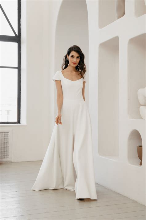 Short sleeve wedding gown 60 photos - Astyledwedding.com