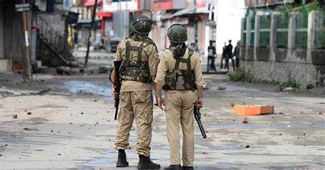 4 Pak soldiers killed in terrorist attack while fencing border with ...
