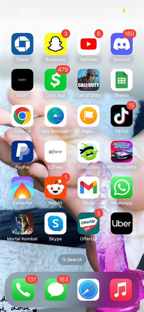 Yummy goddess Chloe yummy 😋 😍😍😍😍😍 🍆 👣 : r/backgroundsforbetas