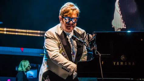 Elton John Says Modern Pop Hits "Are Not Real Songs"