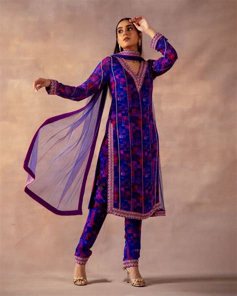 The Violet Suit Set – LAXMISHRIALI
