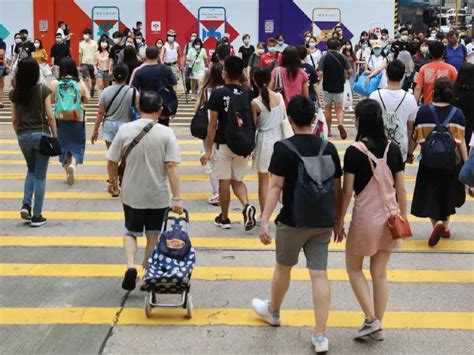 内地人在香港上班工资有多高？官方数据在此！ - 知乎