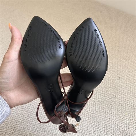 Femme Los Angeles Luce Minimale - colour Coco - size... - Depop