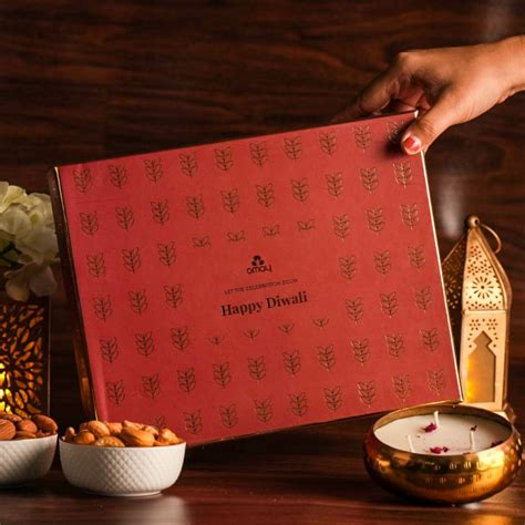 Buy Omay Foods Royale Treats Diwali Gift Box Online at Best Price in ...