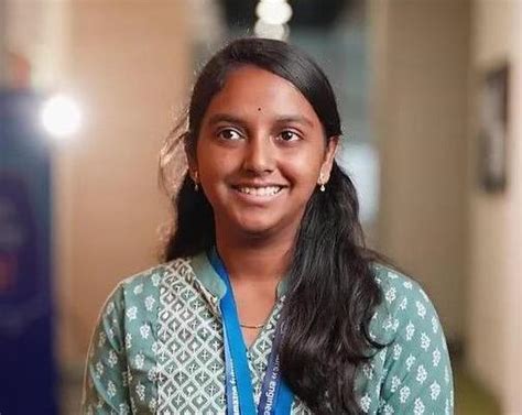 Scholarship and Internship - Amazon Future Engineer IN