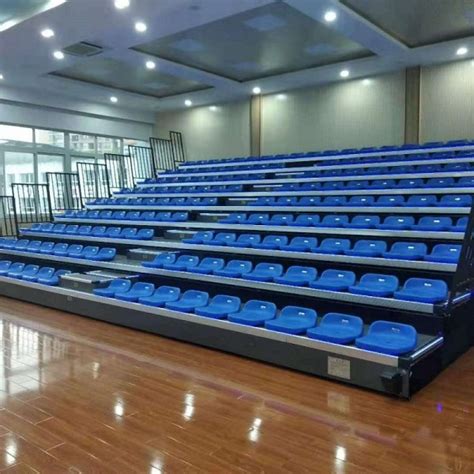 广州直销简易铝合金看台 体育场带轮移动铝结构户外观众看台座椅-阿里巴巴