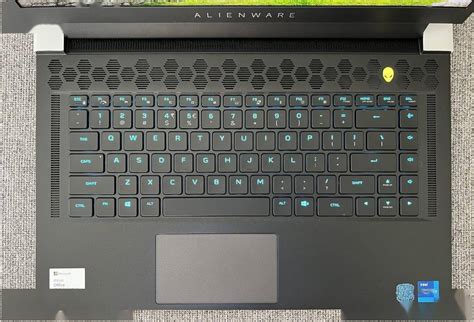 Alienware X15 Internal 的图像结果