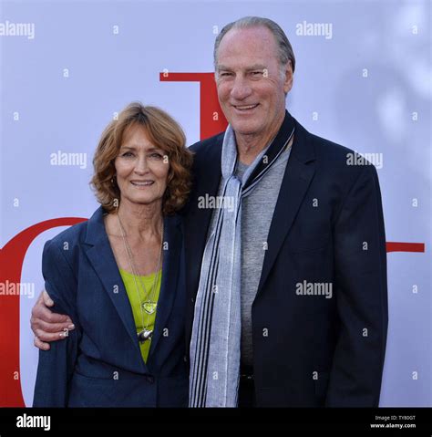 Cast member Craig T. Nelson and his wife Doria Cook-Nelson attend the ...