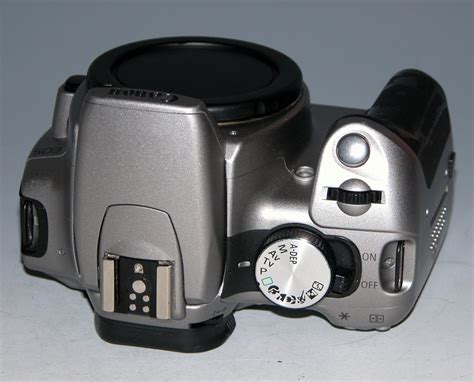 Canon EOS Digital Rebel XT / EOS 350D 8.0MP Digital SLR Camera (Body ...
