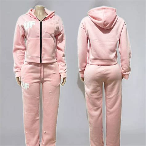 Company Overview - Peeqi Boutique (Dongguan) Co,ltd