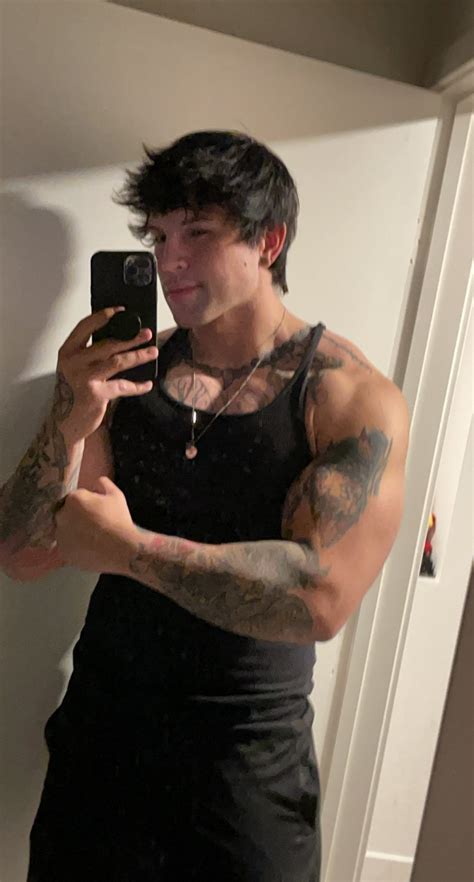 TW Pornstars - Trevor_wagner. Twitter. Three tweets in one day record ...