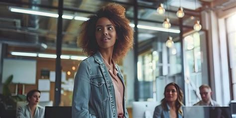 Collaborative Work Examples 的图像结果