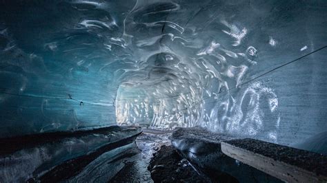 Ice cave tours - Katlatrack
