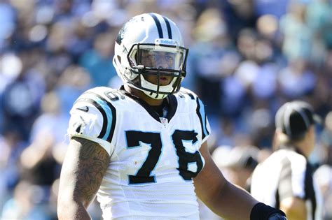 Greg Hardy, Panthers discuss long-term contract - SBNation.com