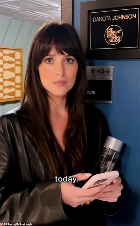 Major Hollywood star looks unrecognisable with her new look mystifying fans