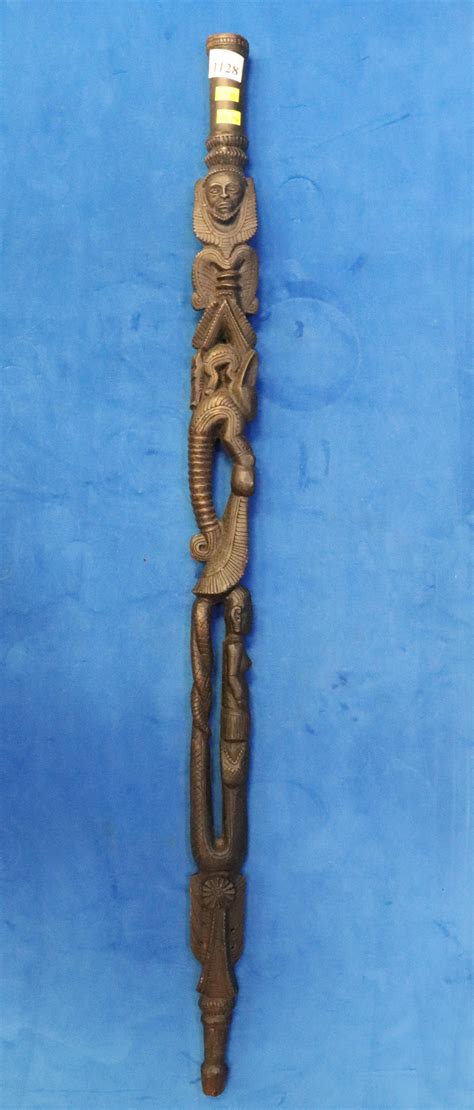 Lot - HAND CARVED AFRICAN WALKING STICK