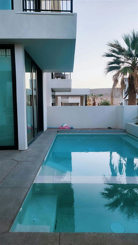 Swimming Pool Images. Free 的图像结果