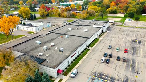 391,000 +/- Gross SQ FT Building on 35 +/- Acres in Flint TWP, Genesee County MI