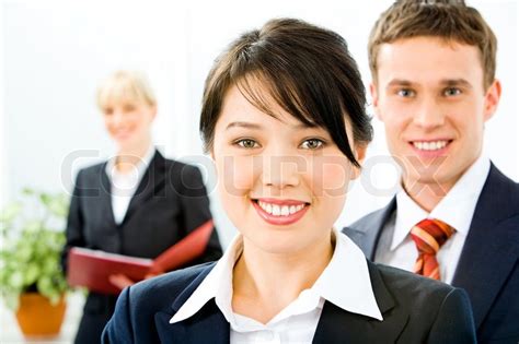 Leader Image Professiona 的图像结果