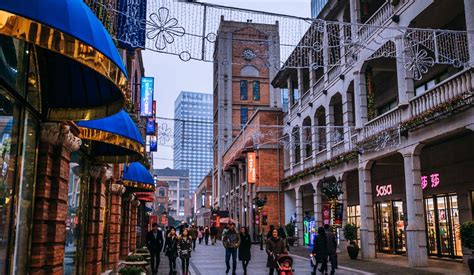 手机拍武汉：国内最长的百年步行街，领略20世纪建筑之美_江汉路