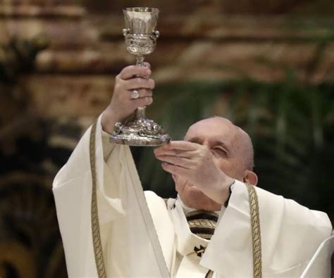 Pope Francis Faces Backlash Over Mass Restrictions | Newsmax.com