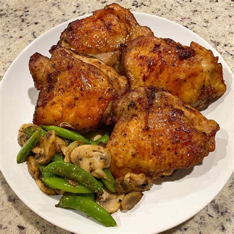 Air Fryer Chicken Thighs - Bear Cusine