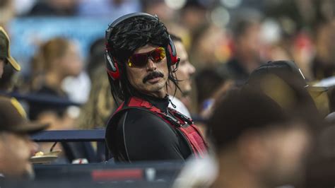 مطوري لعبة Deadrop مع Dr Disrespect يتحدثون عن مغادرة الستريمر الشهير